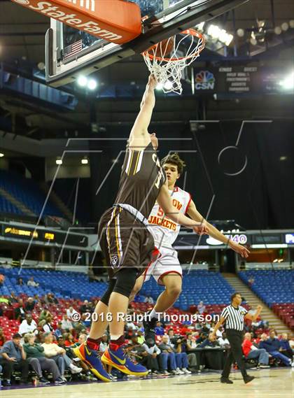 Thumbnail 3 in Berkeley vs. Crespi (CIF D1 State Final) photogallery.
