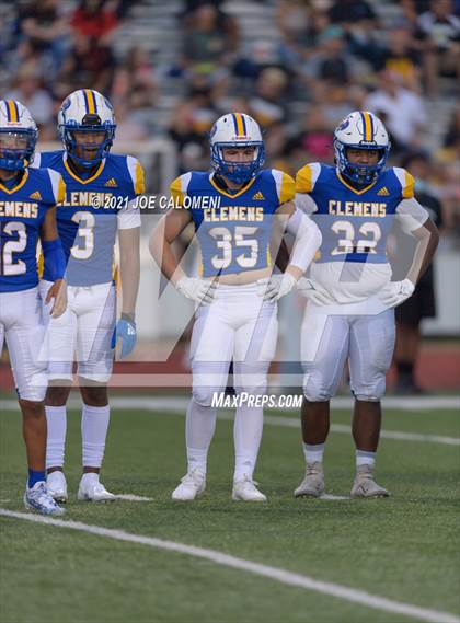 Thumbnail 3 in Brennan @ Clemens photogallery.