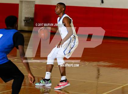 Thumbnail 3 in San Fernando East vs West (Allstar Game) photogallery.