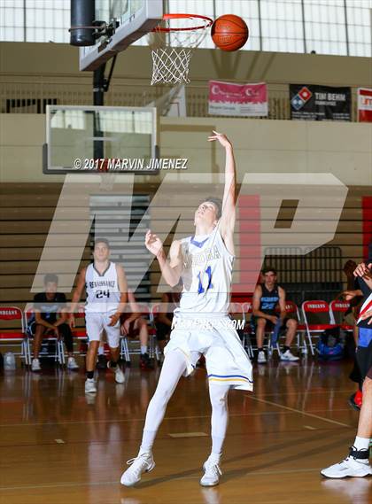 Thumbnail 3 in San Fernando East vs West (Allstar Game) photogallery.