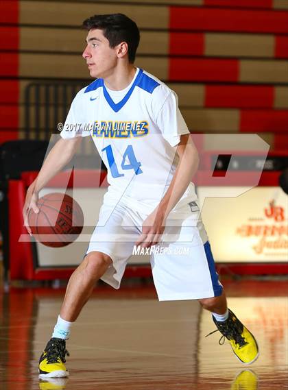 Thumbnail 2 in San Fernando East vs West (Allstar Game) photogallery.