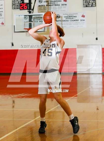 Thumbnail 1 in San Fernando East vs West (Allstar Game) photogallery.