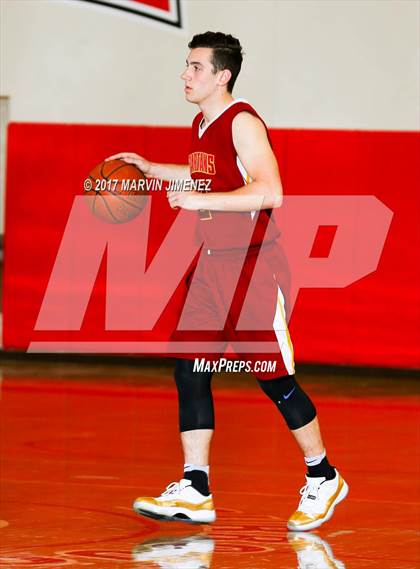 Thumbnail 3 in San Fernando East vs West (Allstar Game) photogallery.