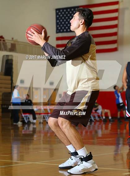 Thumbnail 2 in San Fernando East vs West (Allstar Game) photogallery.