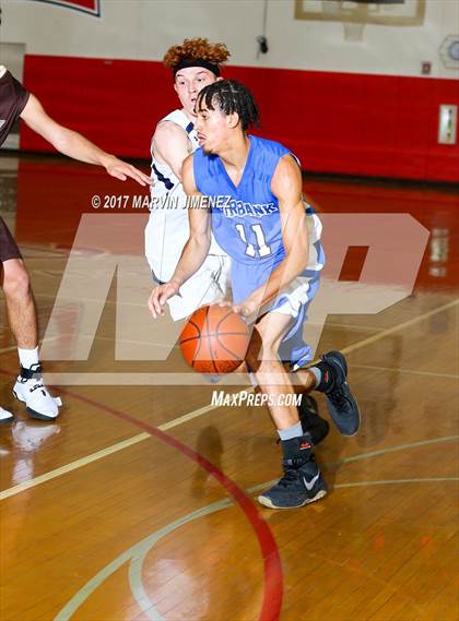Thumbnail 1 in San Fernando East vs West (Allstar Game) photogallery.