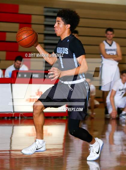 Thumbnail 1 in San Fernando East vs West (Allstar Game) photogallery.