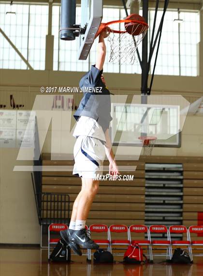 Thumbnail 1 in San Fernando East vs West (Allstar Game) photogallery.