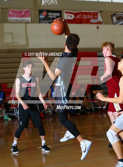 Thumbnail 2 in San Fernando East vs West (Allstar Game) photogallery.