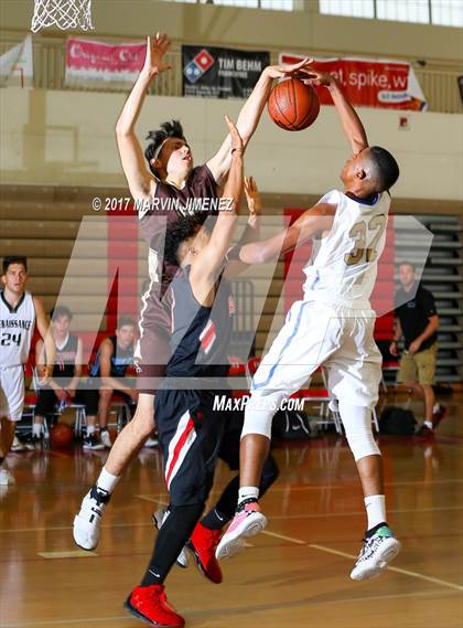 Thumbnail 2 in San Fernando East vs West (Allstar Game) photogallery.