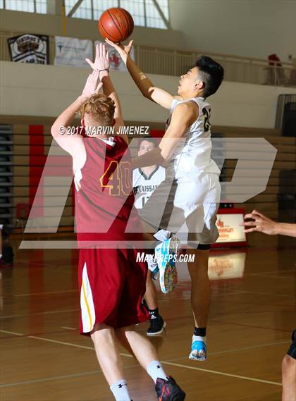 Thumbnail 2 in San Fernando East vs West (Allstar Game) photogallery.