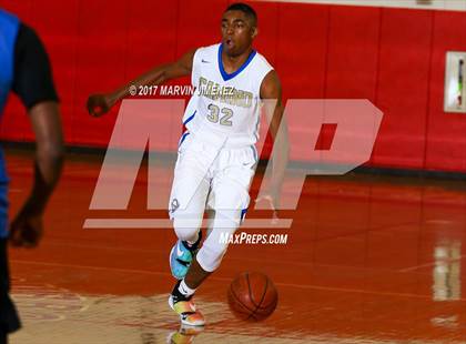 Thumbnail 1 in San Fernando East vs West (Allstar Game) photogallery.