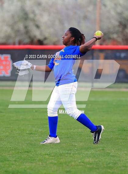 Thumbnail 2 in West Craven @ New Bern photogallery.
