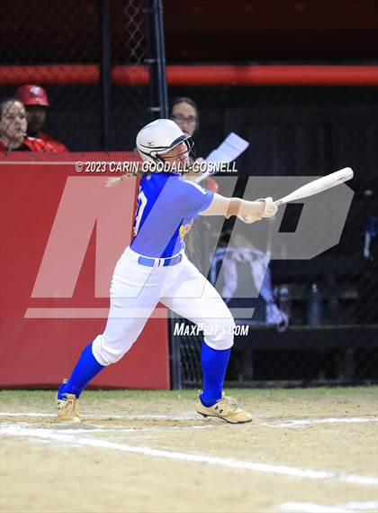 Thumbnail 3 in West Craven @ New Bern photogallery.