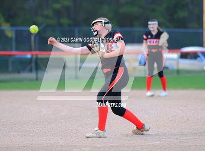 Thumbnail 2 in West Craven @ New Bern photogallery.