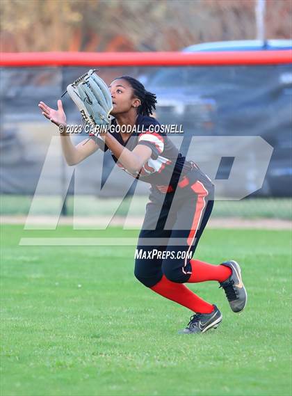 Thumbnail 1 in West Craven @ New Bern photogallery.