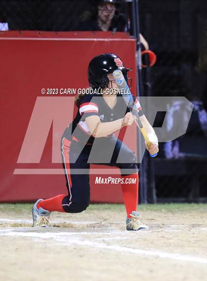 Thumbnail 3 in West Craven @ New Bern photogallery.