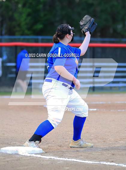 Thumbnail 2 in West Craven @ New Bern photogallery.