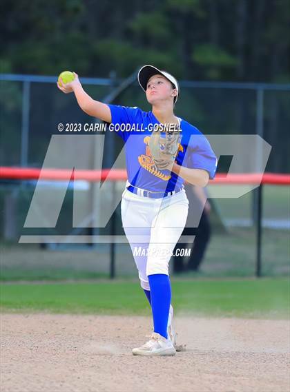 Thumbnail 1 in West Craven @ New Bern photogallery.