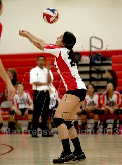 Thumbnail 1 in Granada Hills @ Taft photogallery.