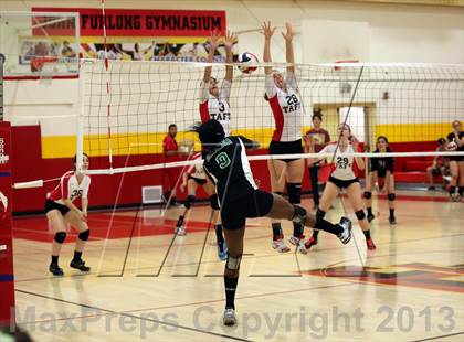 Thumbnail 3 in Granada Hills @ Taft photogallery.