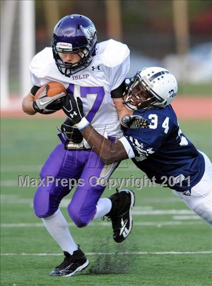 Thumbnail 3 in Islip @ Huntington photogallery.