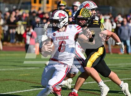Thumbnail 3 in Foran @ Jonathan Law photogallery.