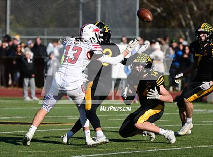 Thumbnail 3 in Foran @ Jonathan Law photogallery.