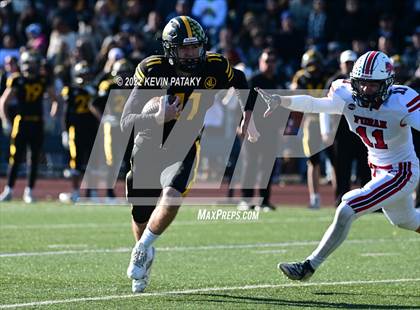 Thumbnail 3 in Foran @ Jonathan Law photogallery.