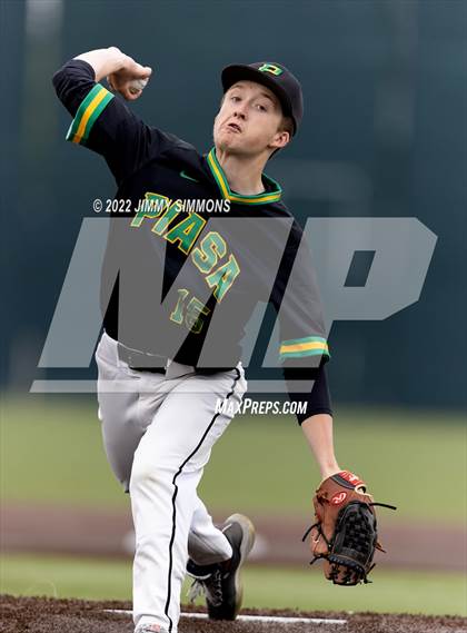 Thumbnail 1 in Southwestern vs. Metro-East Lutheran (GCS Stadium) photogallery.