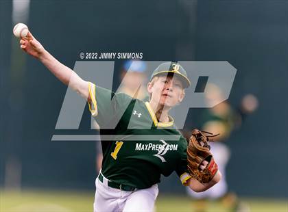 Thumbnail 1 in Southwestern vs. Metro-East Lutheran (GCS Stadium) photogallery.