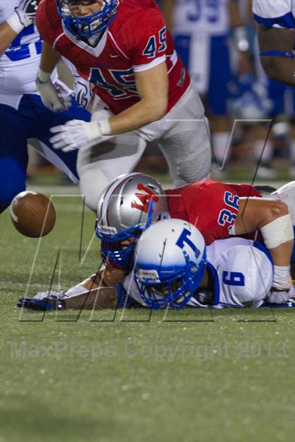 Thumbnail 2 in Westlake vs. Temple photogallery.