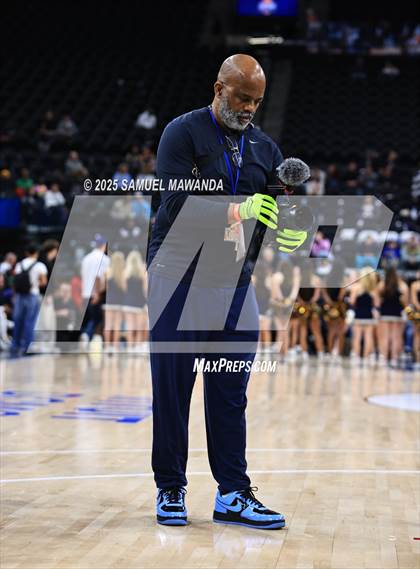 Thumbnail 2 in Notre Dame (SO) vs Sierra Canyon (Trinity-Mission League Show @ Intuit Dome) photogallery.