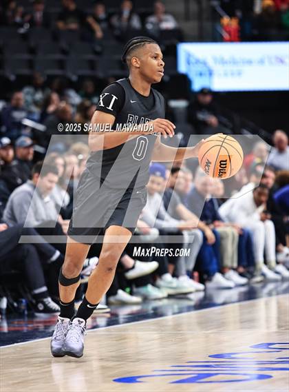 Thumbnail 1 in Notre Dame (SO) vs Sierra Canyon (Trinity-Mission League Show @ Intuit Dome) photogallery.