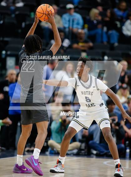 Thumbnail 2 in Notre Dame (SO) vs Sierra Canyon (Trinity-Mission League Show @ Intuit Dome) photogallery.