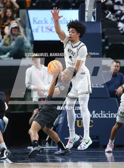 Thumbnail 2 in Notre Dame (SO) vs Sierra Canyon (Trinity-Mission League Show @ Intuit Dome) photogallery.