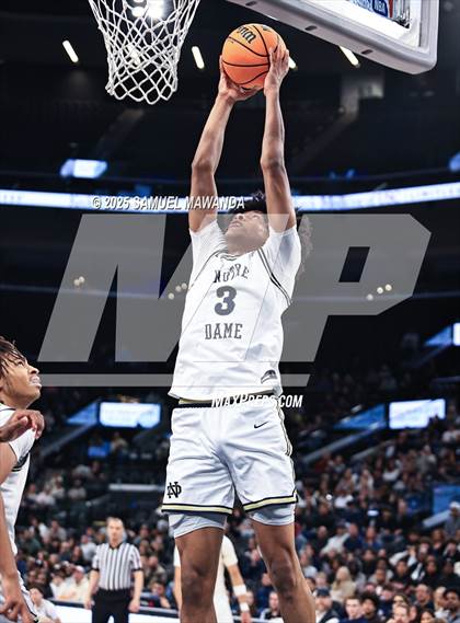 Thumbnail 2 in Notre Dame (SO) vs Sierra Canyon (Trinity-Mission League Show @ Intuit Dome) photogallery.