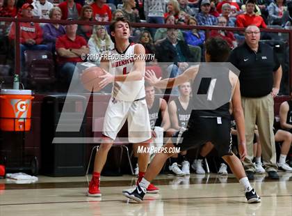 Thumbnail 3 in Muenster vs. Lindsay (UIL 2A Regional Quarterfinal) photogallery.