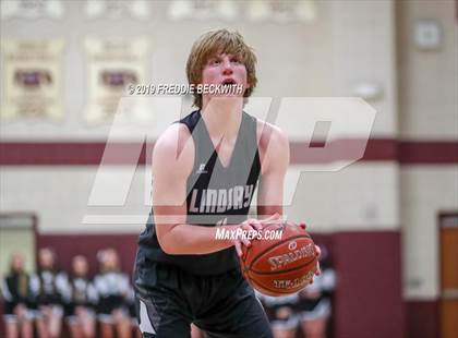 Thumbnail 2 in Muenster vs. Lindsay (UIL 2A Regional Quarterfinal) photogallery.