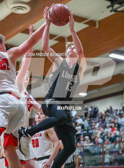 Thumbnail 3 in Muenster vs. Lindsay (UIL 2A Regional Quarterfinal) photogallery.