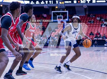 Thumbnail 2 in Kenwood vs. Hyde Park photogallery.