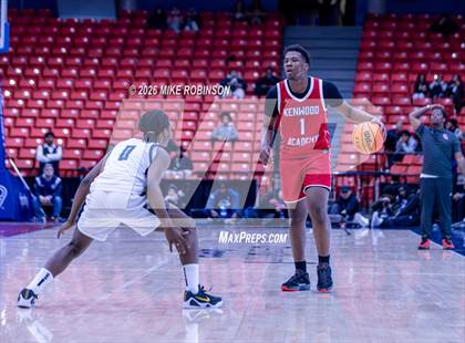 Thumbnail 3 in Kenwood vs. Hyde Park photogallery.