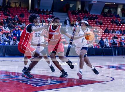 Thumbnail 3 in Kenwood vs. Hyde Park photogallery.