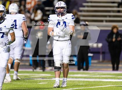 Thumbnail 2 in South Oak Cliff vs. Port Neches-Groves (UIL 5A D2 Football Region 2 Quarterfinal) photogallery.