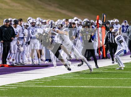 Thumbnail 2 in South Oak Cliff vs. Port Neches-Groves (UIL 5A D2 Football Region 2 Quarterfinal) photogallery.