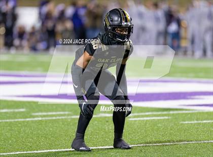 Thumbnail 2 in South Oak Cliff vs. Port Neches-Groves (UIL 5A D2 Football Region 2 Quarterfinal) photogallery.