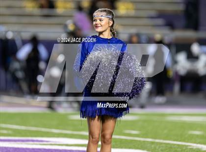 Thumbnail 2 in South Oak Cliff vs. Port Neches-Groves (UIL 5A D2 Football Region 2 Quarterfinal) photogallery.