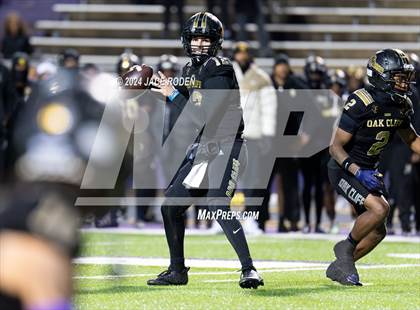 Thumbnail 3 in South Oak Cliff vs. Port Neches-Groves (UIL 5A D2 Football Region 2 Quarterfinal) photogallery.