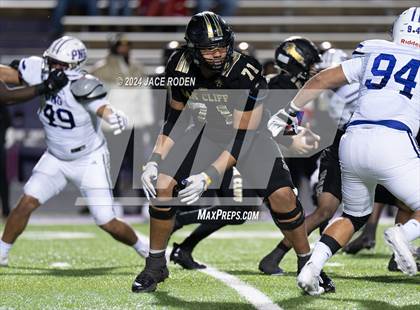 Thumbnail 3 in South Oak Cliff vs. Port Neches-Groves (UIL 5A D2 Football Region 2 Quarterfinal) photogallery.