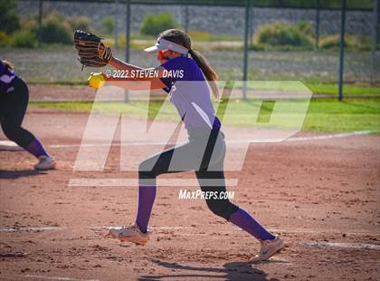 Thumbnail 1 in North Canyon @ Williams Field photogallery.