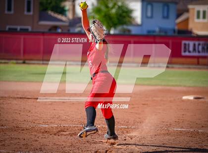 Thumbnail 1 in North Canyon @ Williams Field photogallery.
